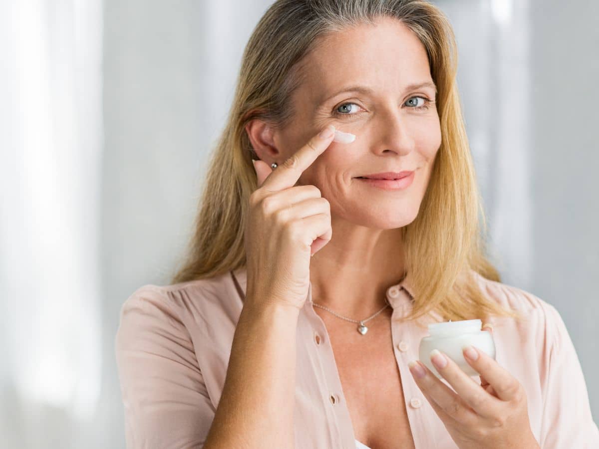 Scientists Reveal 8 Simple Anti-Aging Secrets To Make You Feel 15 Years Younger