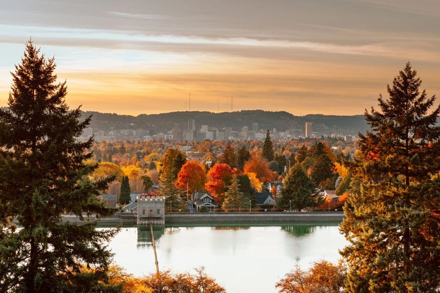 7 Unforgettable American Road Trips You Can Easily Squeeze Into a Weekend For a Quick Fall Getaway