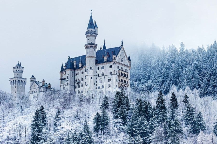 10 Famous Castles in Europe That Are Like Stepping Into Your Very Own Fairytale