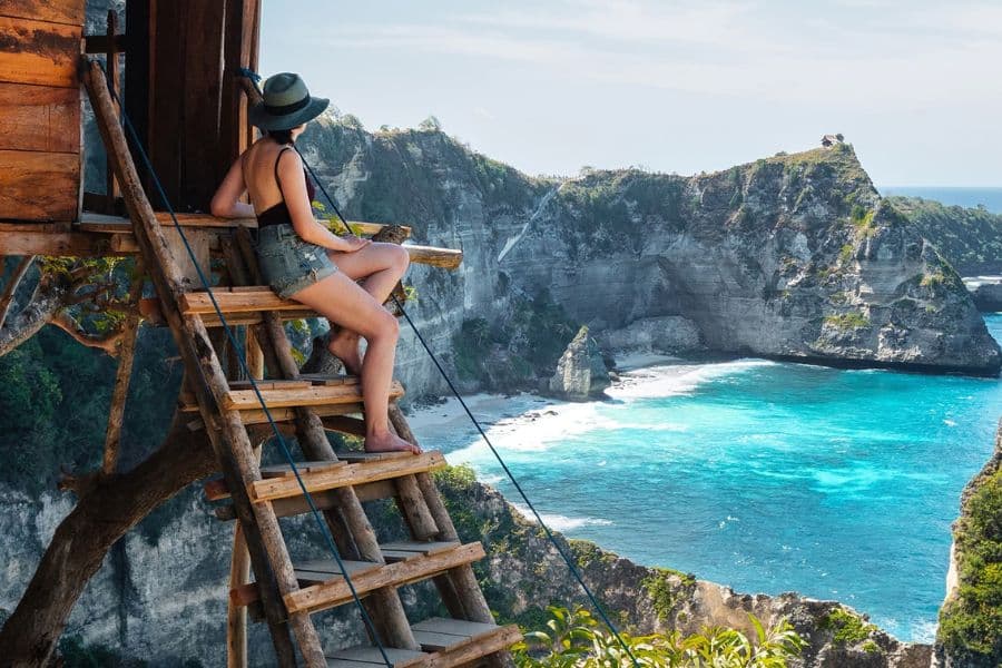 8 Countries Inviting Americans to Live Rent-Free for a Year (It’s the Perfect Try Before You Buy Scenario)