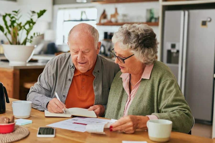 7 Little Known IRA Hacks That Allow You To Retire Early With Zero Penalties (Legal Loopholes You Can Take Advantage Of Now)