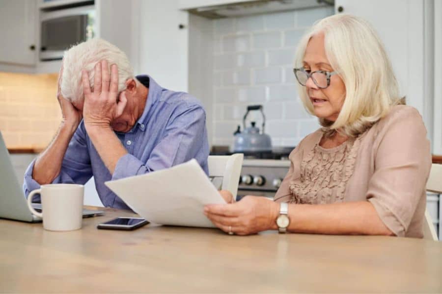 Worried About Your Retirement Fund and Can’t Sleep at Night? This is How You Protect Your Nest Egg When the Market is Crashing