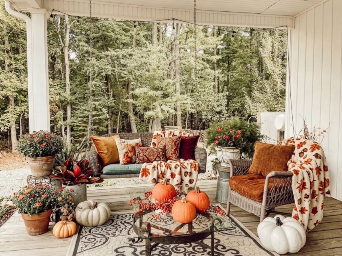 Fall Porch Decor for Under $30 That Looks Straight Out of a Magazine